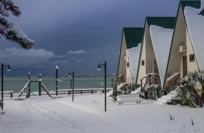 Kyalasur Hotel Сухум Экстерьер фото