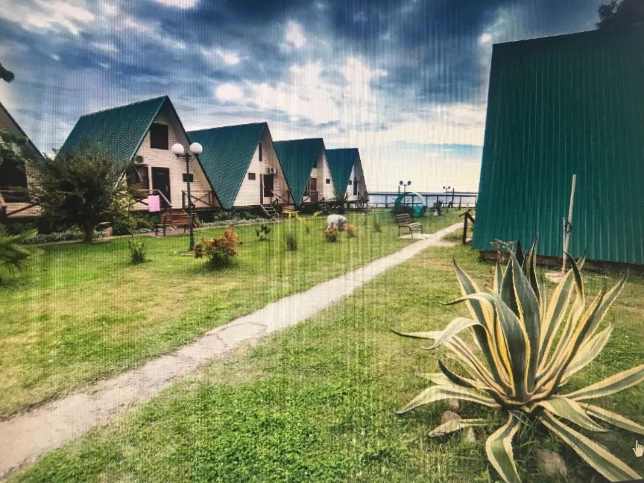 Kyalasur Hotel Сухум Экстерьер фото